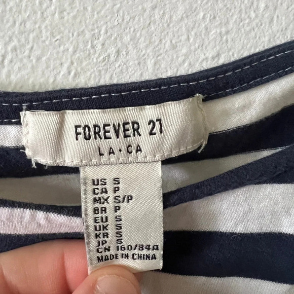 Forever 21 Navy/White Stripe Balloon Sleeve Top - Small - Picture 4 of 4